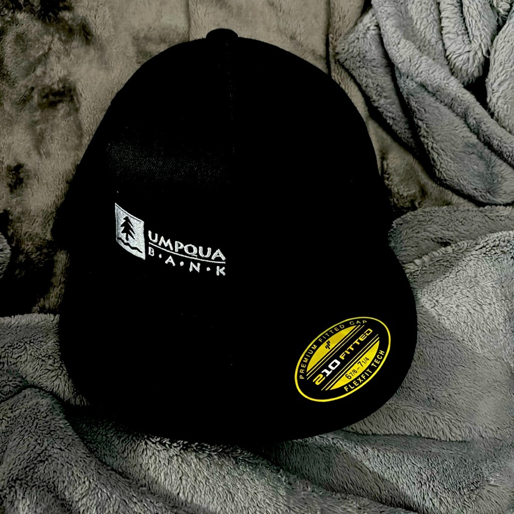 Umpqua Bank black hat brand new
